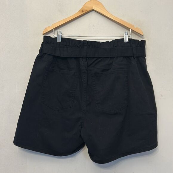 Ava & Viv black elastic waistband ruffle tie shorts Size 1X EUC - Picture 4 of 7